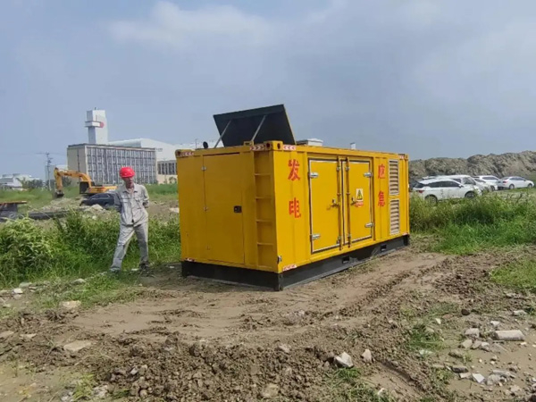 将乐200KW柴油发电机机组每小时的油耗量受哪些因素影响？